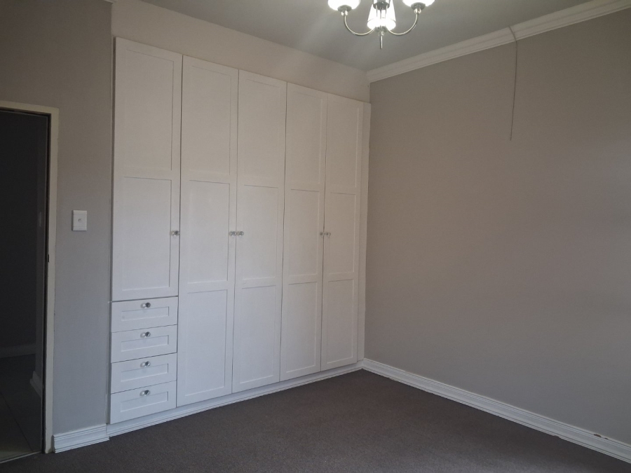 To Let 3 Bedroom Property for Rent in Hillside Free State
